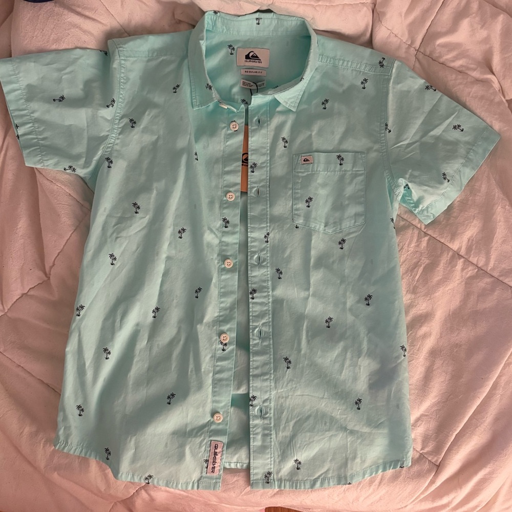 Quiksilver Men's Aqua Short Sleeve Shirt